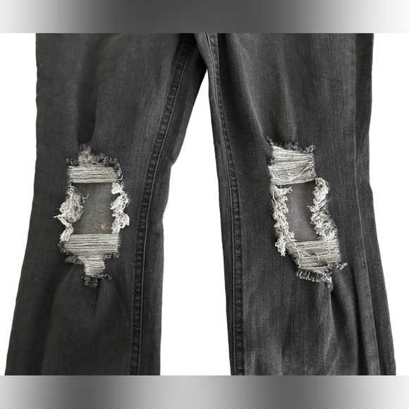 Chelsea and Violet Girls Size 16 Distressed Denim Ankle Jean - Gray wash - Picture 3 of 5